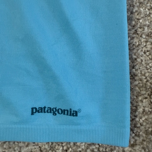 Patagonia Blue Short Sleeve Performance Tee – Size M Like New! - Picture 2 of 3